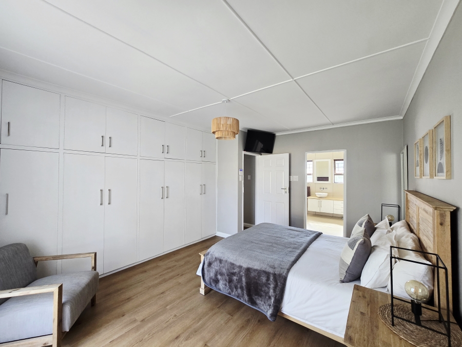 4 Bedroom Property for Sale in Bergsig Western Cape